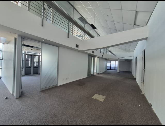1,789M² OFFICE TO LET IN SANDTON CENTRAL
